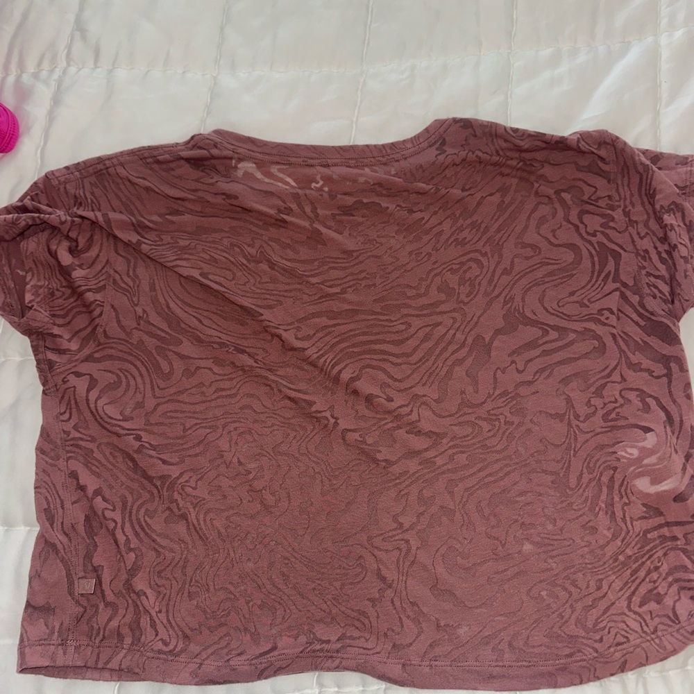 Women's Mauve Lululemon Crop Top